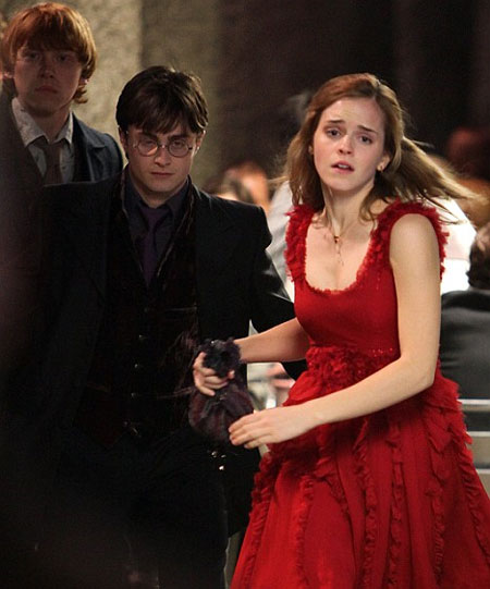 Harry y Hermaione en una escena de Harry Potter Daniel Radcliffe y Emma Watson