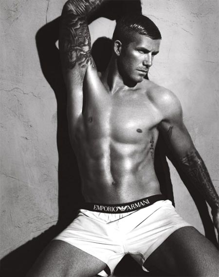 David Beckham con ropa interior blanca de Emporio Armani