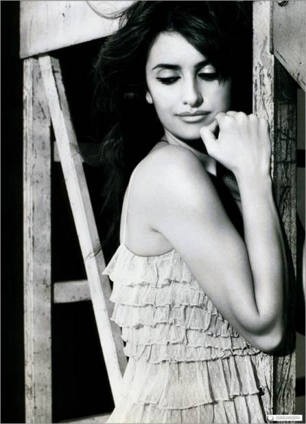 Imagen sensual de Penelope Cruz para la marca Mango