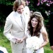 Milla Jovovich sonriente en su boda