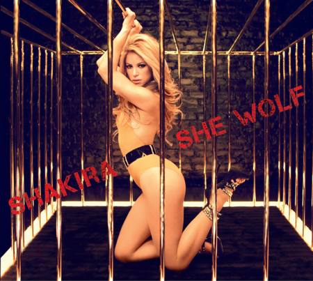 Shakira sensual en la portada del sencillo She Wolf