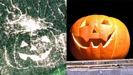 calabaza de halloween en el campo captado por Google Earth