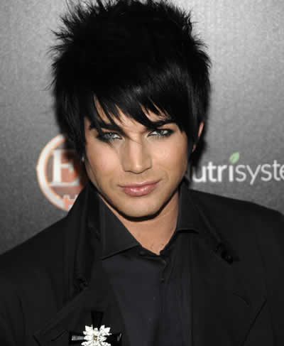 Después de aparecer en American Idol, ahora Adam Lambert es considerado uno de los hombres más guapos por People