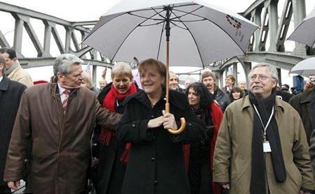 canciller alemana Angela Merkel, recordando la alemania de hace 20 años