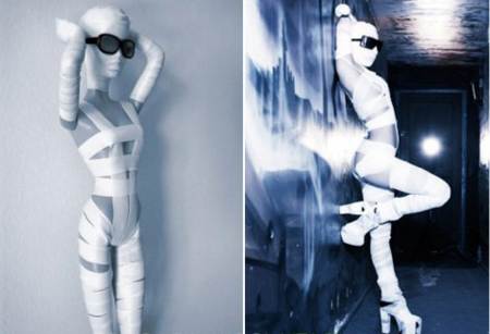 Barbie Lady GaGa con un disfraz de momia