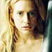 Brittany Murphy con una mirada intensa y perturbada