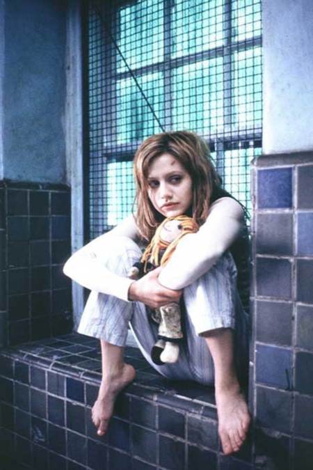 Brittany Murphy como una chica transtornada en "Don't say a word"