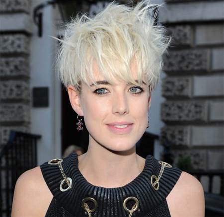 Agyness Deyn con su look rebelde