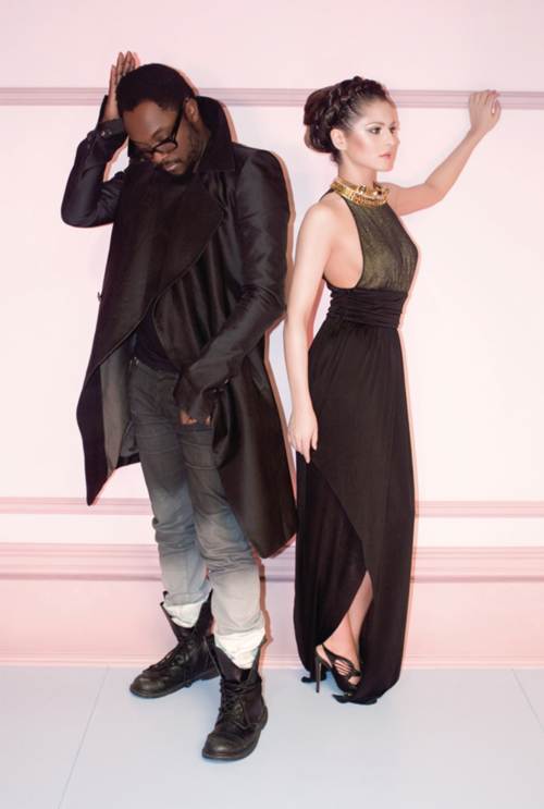 Cheryl Cole posando a lado de  William