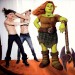 La princesa Fiona con hacha y dos modelos peleando La princesa Fiona con hacha y dos modelos peleando a su lado