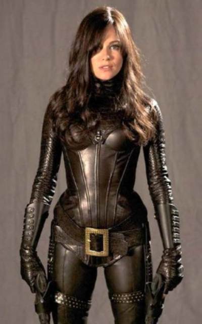 Sienna Miller sexy en la pelicula de G.I. Joe