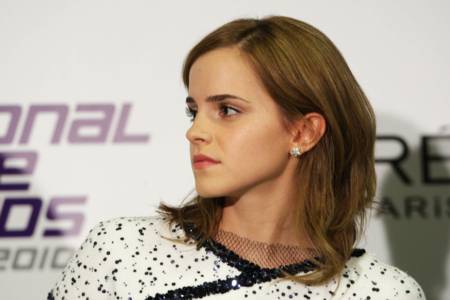 Emma Watson de perfil en una entrevista
