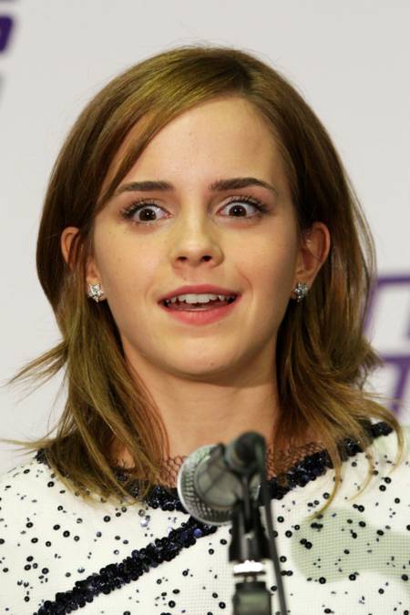 Emma Watson sorprendida en una entrevista