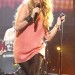 Paulina Rubio cantando provocativa