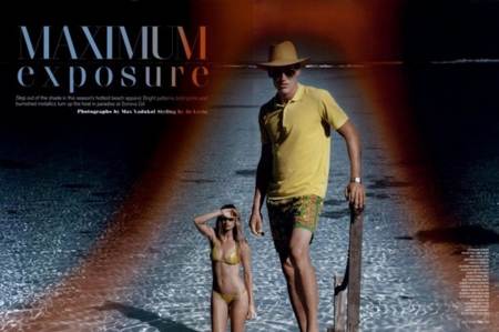 Cameron Richardson posando sexy en el mar