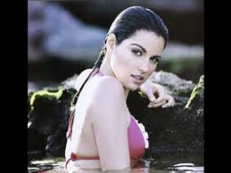 maite mojada y sexy