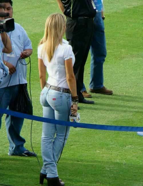 Inés Sainz y el atuendo con el que iba a entrevistar a Mark Sanchez