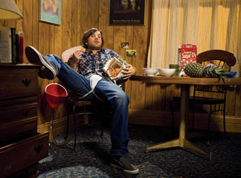 Jon Lajoie actúa en la serie The League
