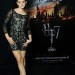 Emma Watson, luciendo muy chic con su corte de cabello y un vestido corto de encaje, promocionando Harry Potter.