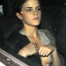 Emma Watson casi mostrando su seno por error, captada por un fotografo