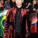 Jackson Rathbone con un estilo alternativo durante la alfombra roja
