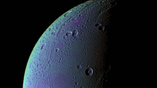 Dione, luna de Saturno, tiene oxígeno