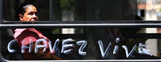 Hugo Chávez vive en el pueblo venezolano, que lo aclama y quiere su recuperación