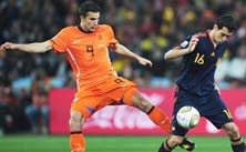 España enfrenta a Holanda en un duelo del primer juego